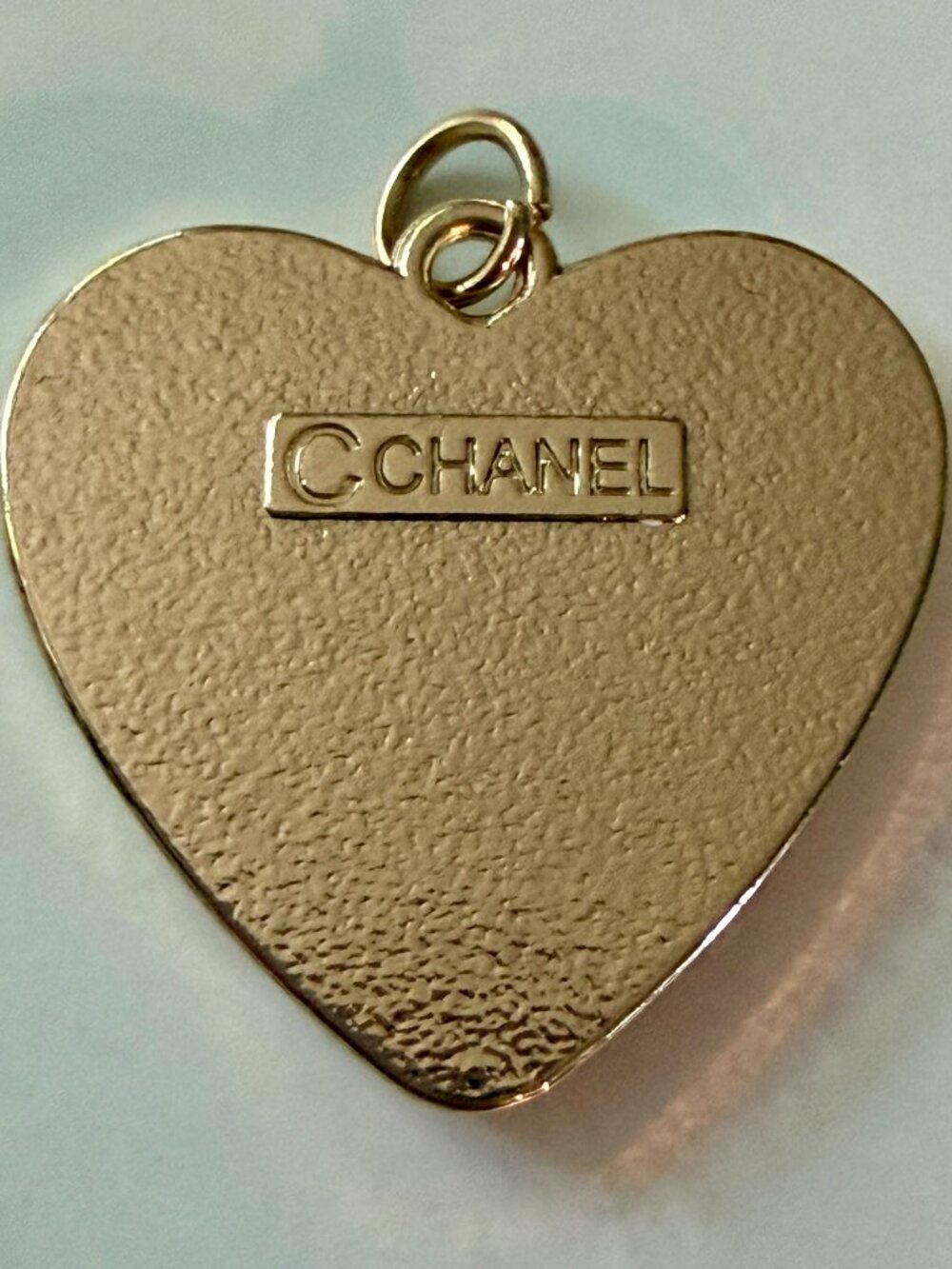Hot Pink Chanel Heart CC Zipper Pull Charm - Picture 3 of 3
